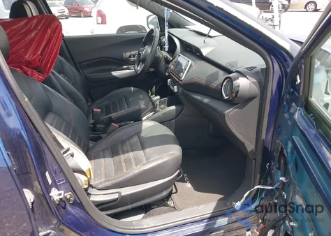 2019 Nissan Kicks Sr from USA, damaged, VIN 3N1CP5CU5KL562019